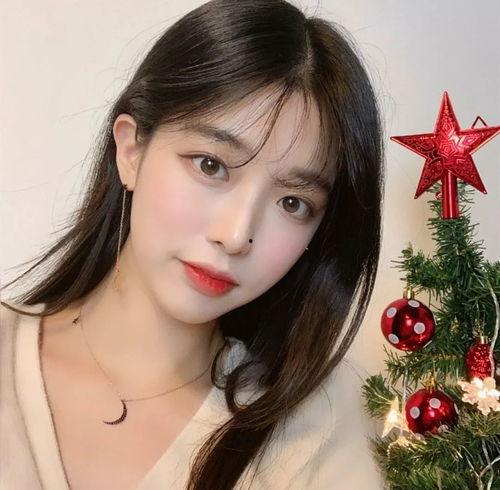 抖音吃瓜网红女孩是谁啊