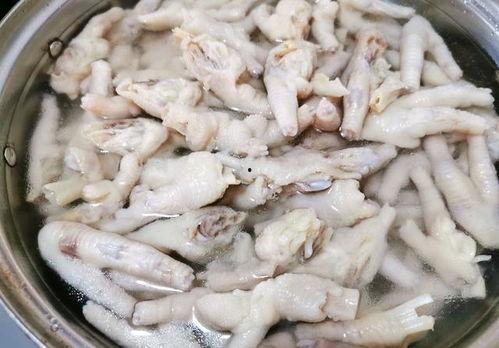 一天只吃网红鸡瓜