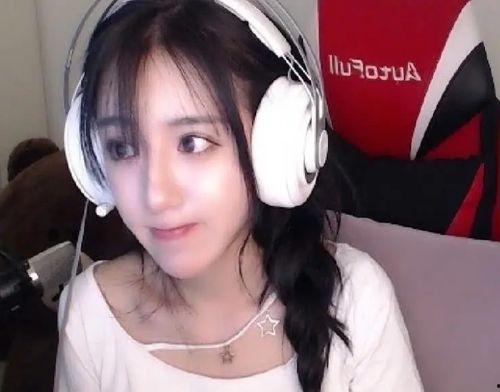 婷子直播间吃瓜的网红,一场吃瓜盛宴背后的故事