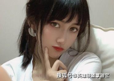 女子吃瓜网红事件视频大全,揭秘网络红人幕后真相