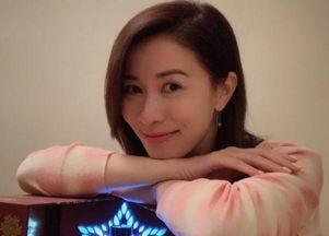 吃瓜大嘴巴网红视频在线观看,在线观看视频背后的故事