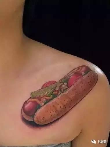 网红吃瓜视频纹身,纹身背后的故事与潮流  第2张