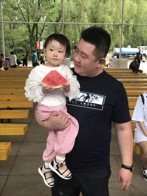 小网红吃瓜群众是谁,揭秘小网红“吃瓜群众”背后的神秘面纱  第2张